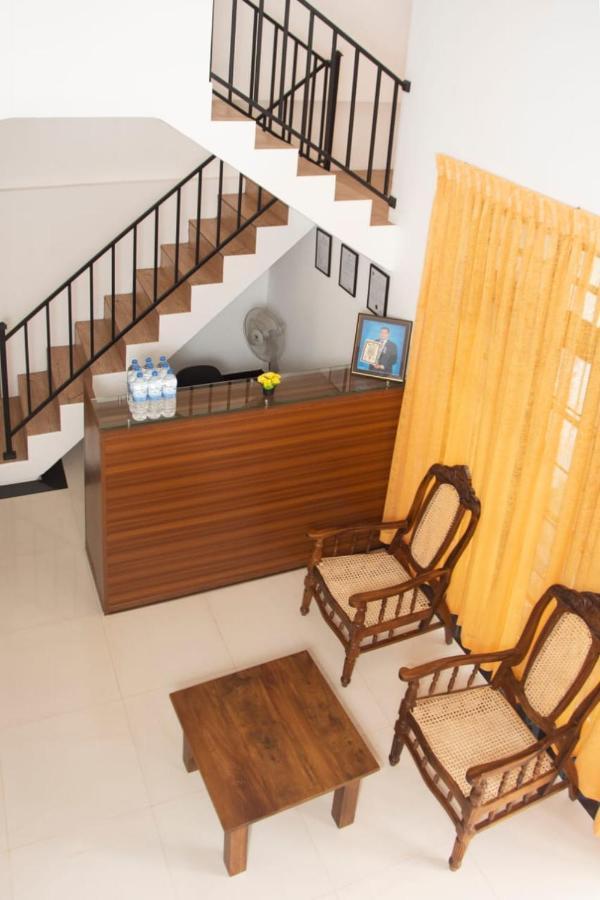 Sanmi Airport Resort Katunayaka Bagian luar foto